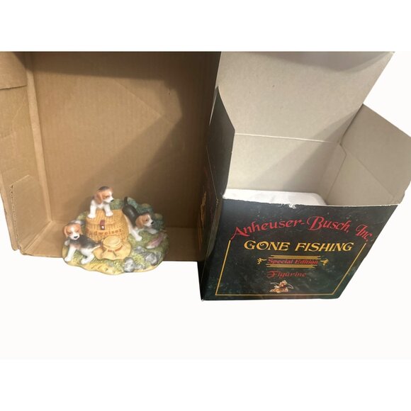 Anheuser-Busch Gone Fishing Special Edition Figurine 1996 Box + COA - Picture 2 of 6